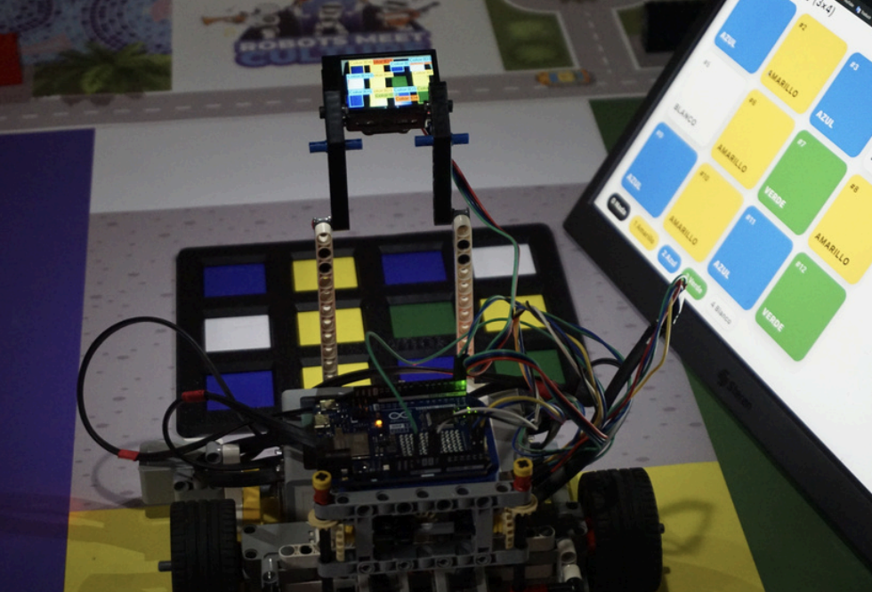 Robot LEGO EV3 con Arduino y HuskyLens