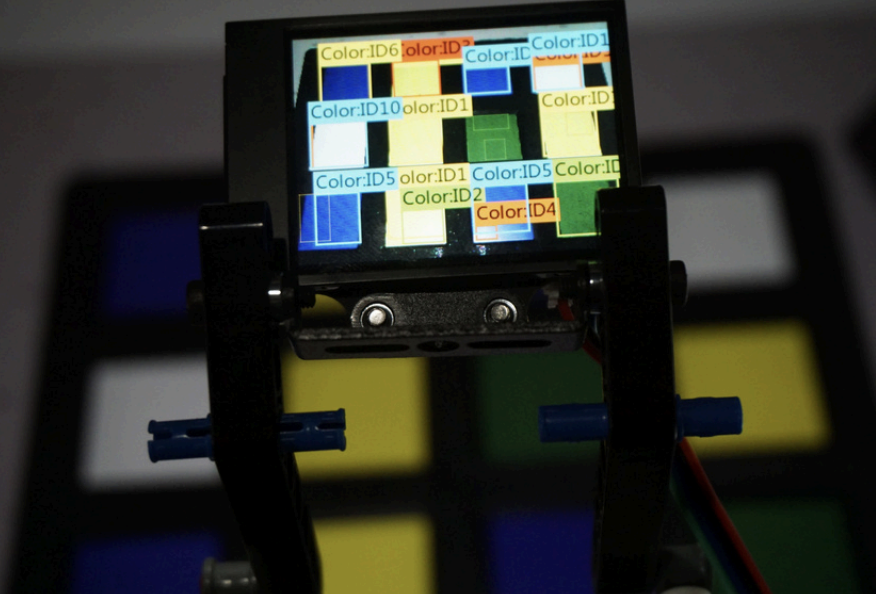 HuskyLens reconociendo colores en un proyecto EV3 I2C